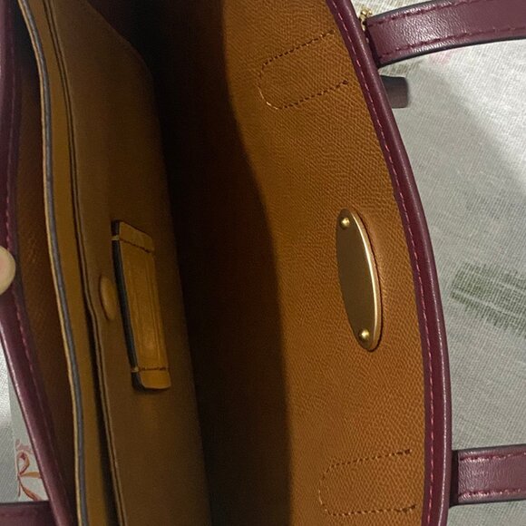 Coach White Tote Bag With Bow Print - Picture 3 of 9